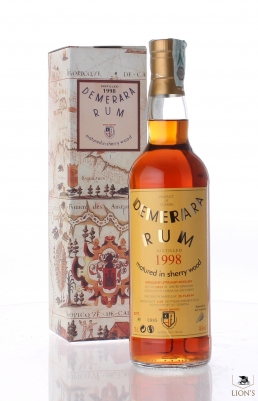 Uitvlught Demerara rum 1998 Moon Imp.
