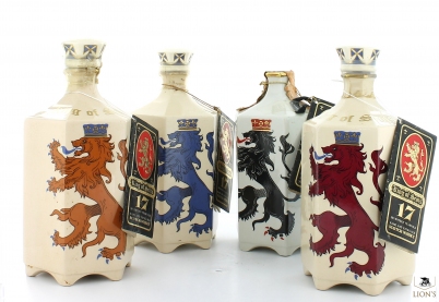 King of Scots 17 Years old Wedgwood Mason's ceramic decanter
